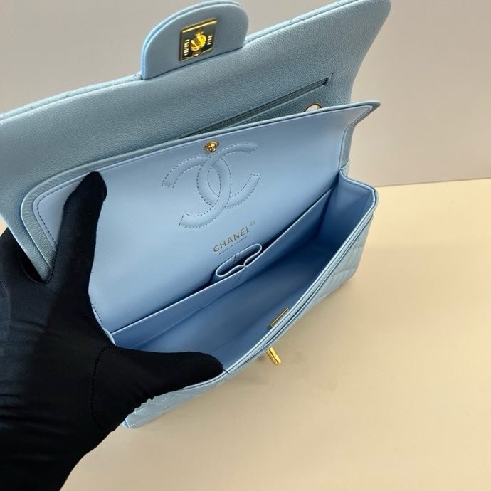 A bag leather Chanel 11.12 CF 25 cm фото 4