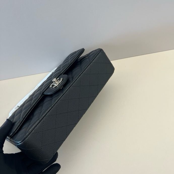 Сумка кожаная Chanel 11.12 CF 25 см фото 5