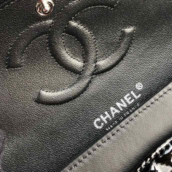 Сумка шкіряна Chanel 11.12 CF 25 см фото 8