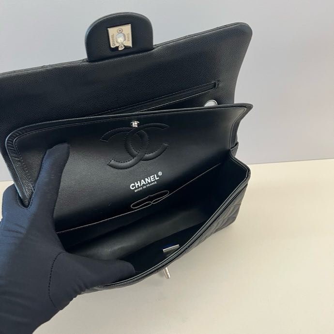 Сумка кожаная Chanel 11.12 CF 25 см фото 8