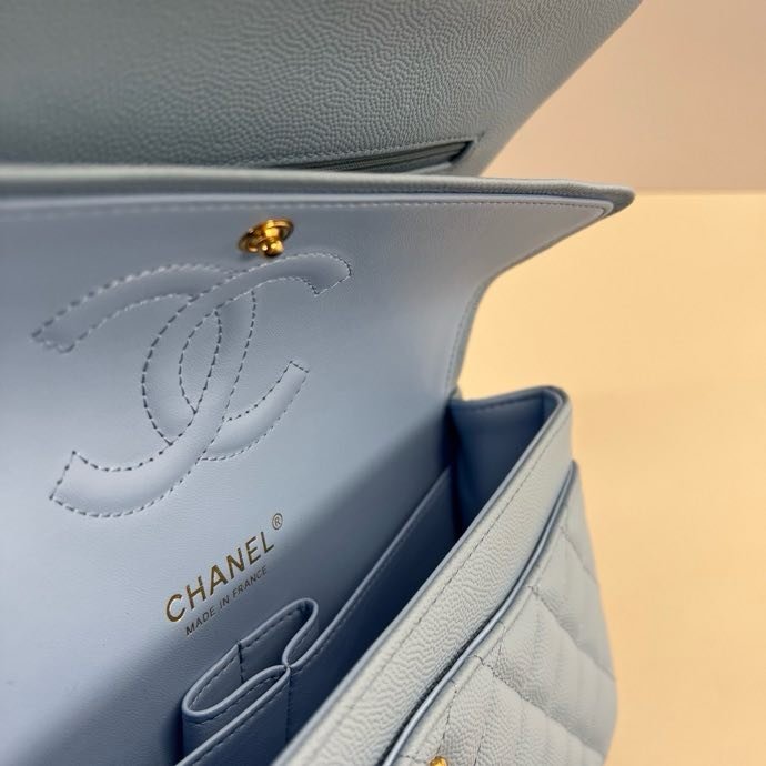 A bag leather Chanel 11.12 CF 25 cm фото 9