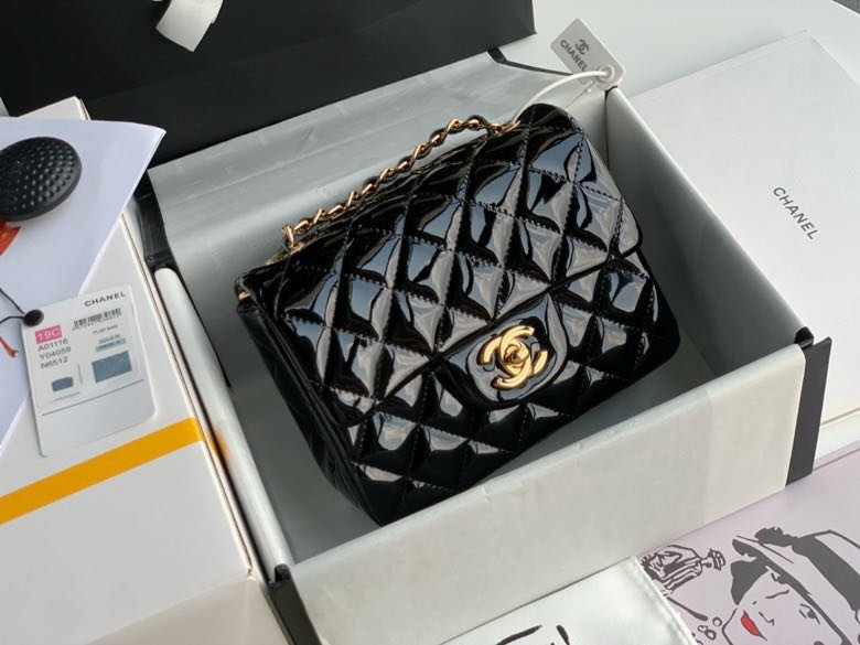 Сумка шкіряна Chanel 11.15 CF 17 см