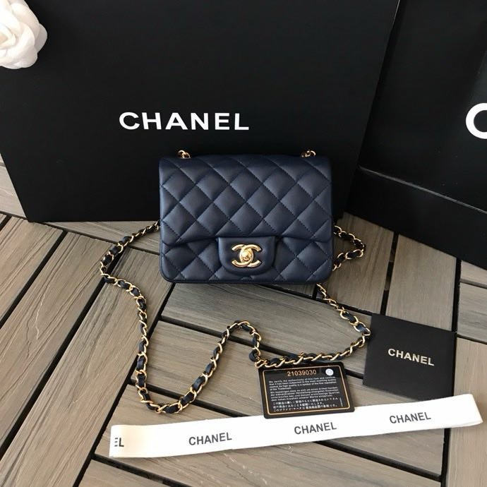 Сумка кожаная Chanel 11.15 CF 17 см