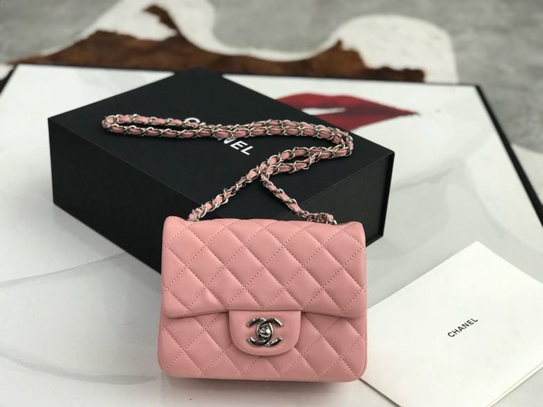 A bag leather Chanel 11.15 CF 17 cm