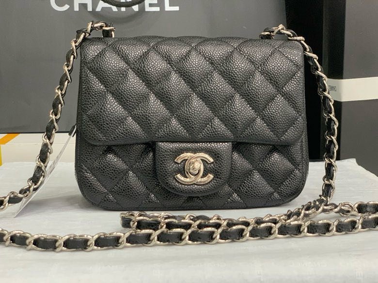 Сумка кожаная Chanel 11.15 CF 17 см