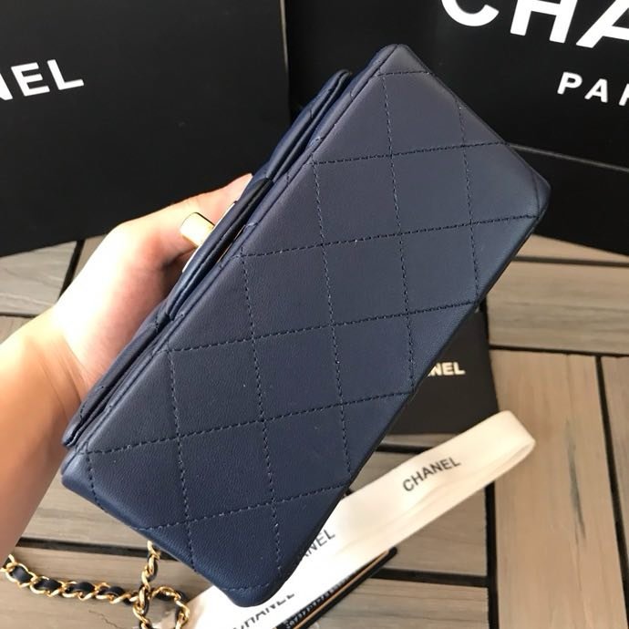 Сумка кожаная Chanel 11.15 CF 17 см фото 3