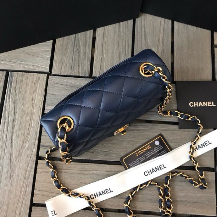 Сумка кожаная Chanel 11.15 CF 17 см фото 4