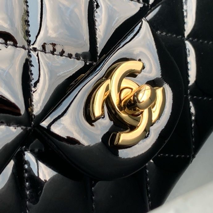 Сумка шкіряна Chanel 11.15 CF 17 см фото 9