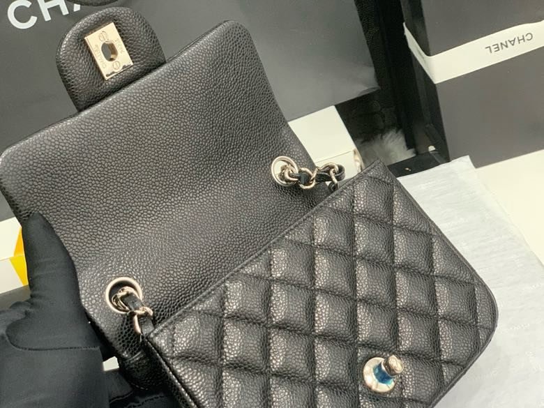 Сумка кожаная Chanel 11.15 CF 17 см фото 9