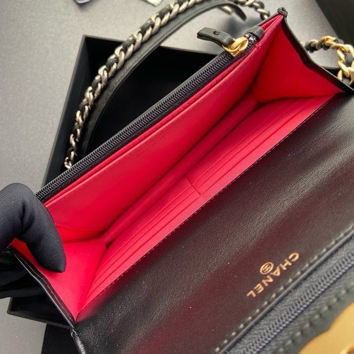 Сумка шкіряна CHANEL 19 фото 6