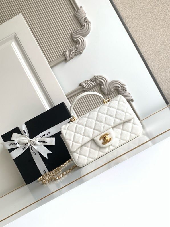 Сумка кожаная Chanel 21K Mini CF handle AS2431 20 см