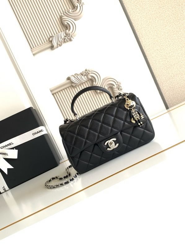 Сумка шкіряна Chanel 21K Mini CF handle AS2431 20 см