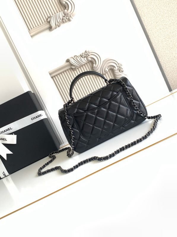 Сумка кожаная Chanel 21K Mini CF handle AS2431 20 см фото 2