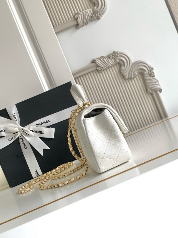 Сумка кожаная Chanel 21K Mini CF handle AS2431 20 см фото 2