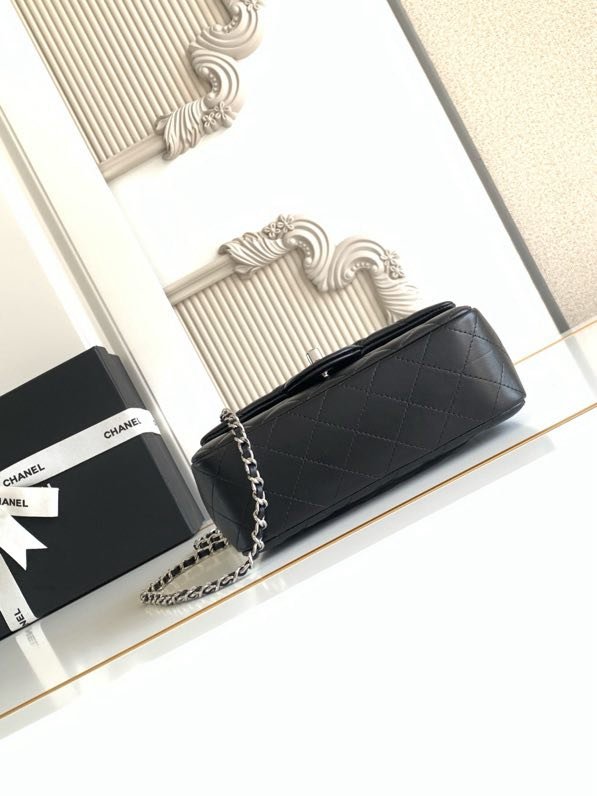 Сумка шкіряна Chanel 21K Mini CF handle AS2431 20 см фото 4