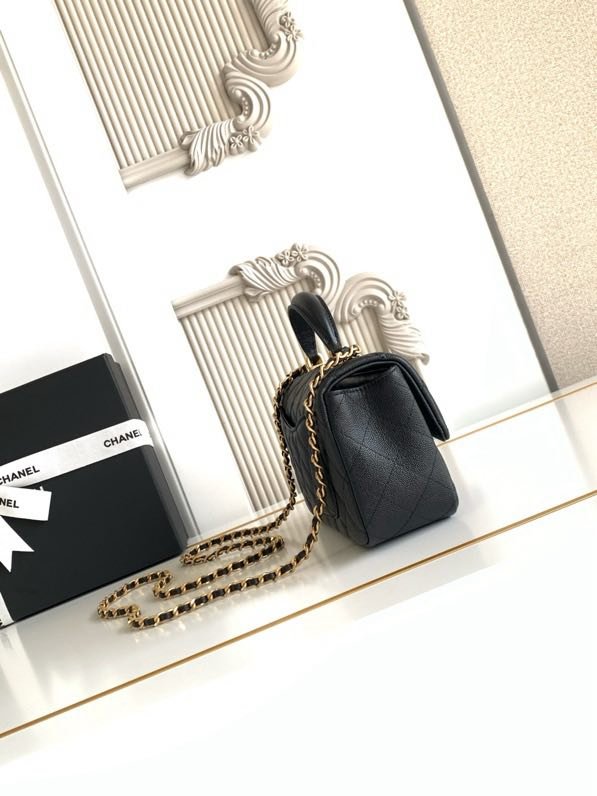 Сумка шкіряна Chanel 21K Mini CF handle AS2431 20 см фото 4