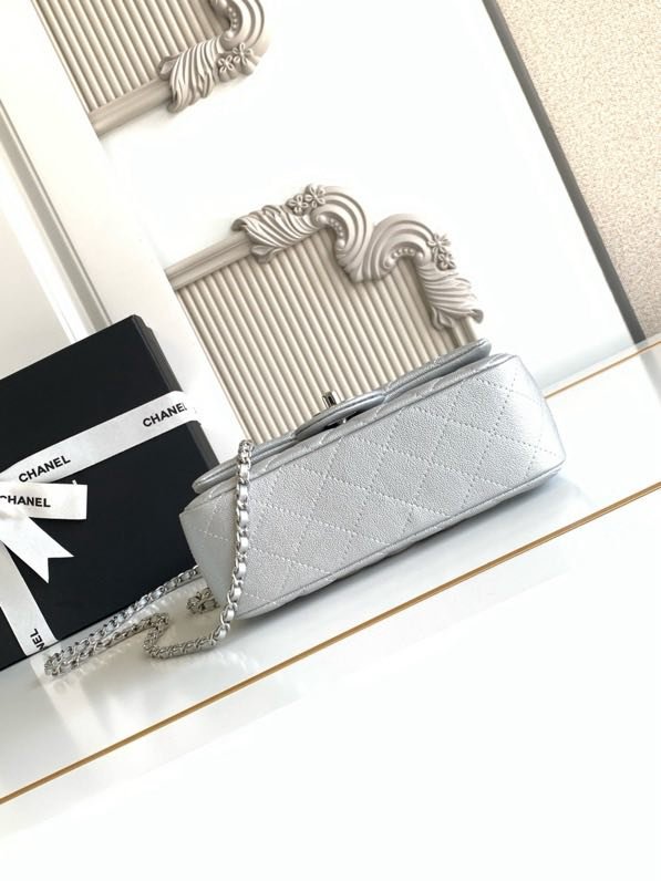 Сумка шкіряна Chanel 21K Mini CF handle AS2431 20 см фото 6