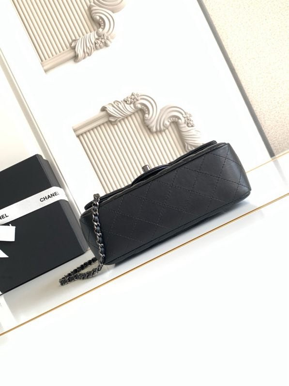 Сумка кожаная Chanel 21K Mini CF handle AS2431 20 см фото 7