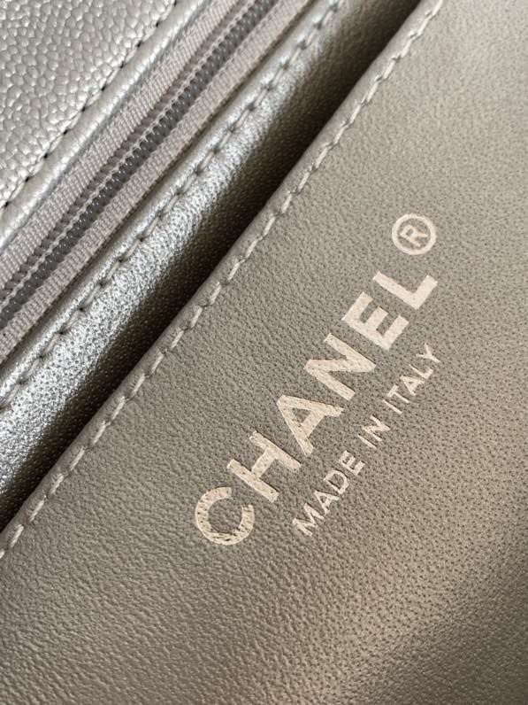 Сумка шкіряна Chanel 21K Mini CF handle AS2431 20 см фото 7