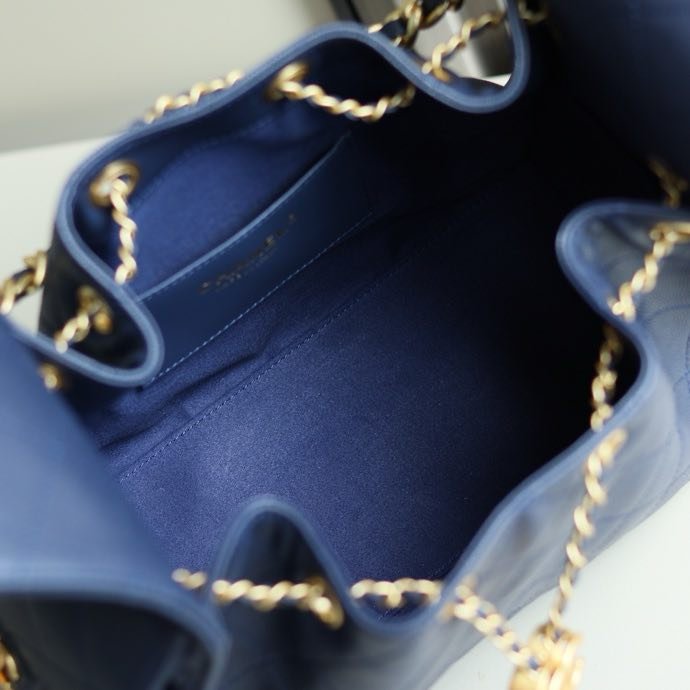 A bag leather CHANEL 25 Small фото 5