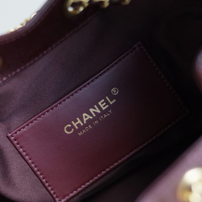 A bag leather CHANEL 25 Small фото 6