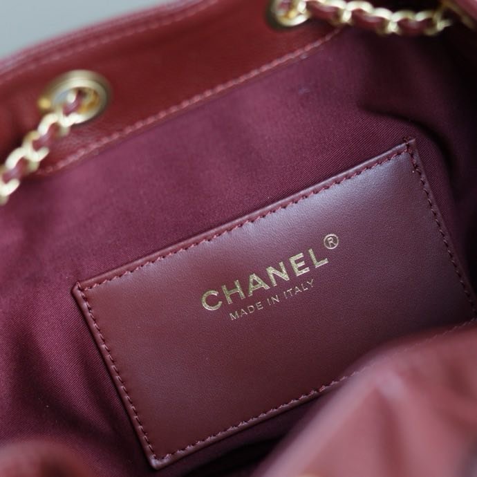 A bag leather CHANEL 25 Small фото 6