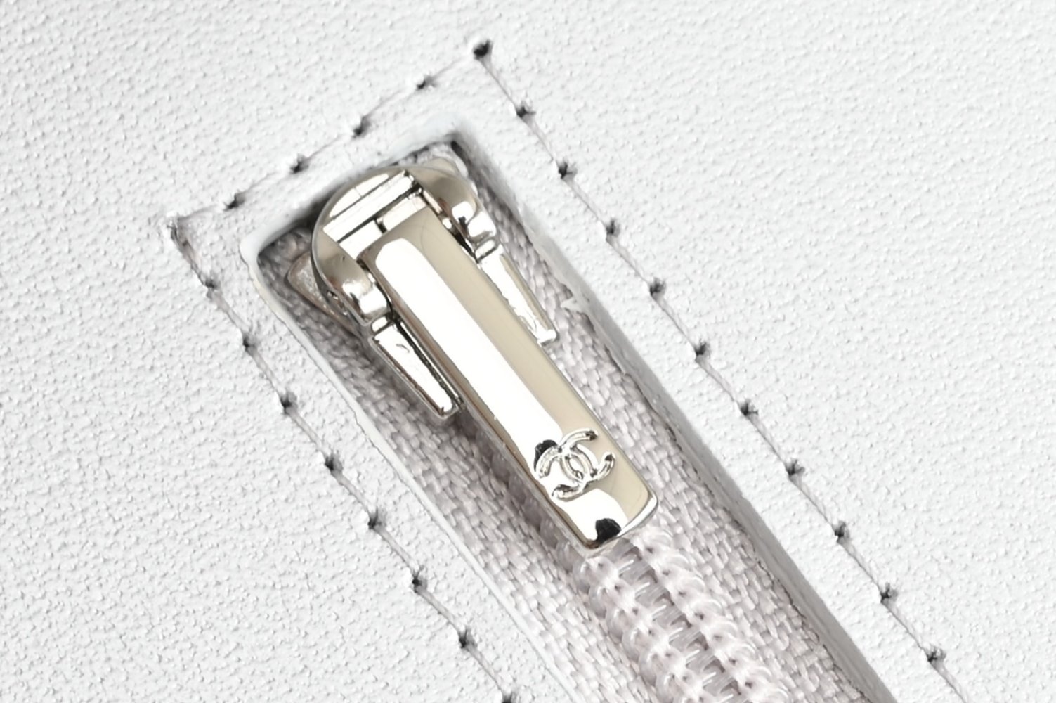 Сумка кожаная Chanel 25B 19 см фото 8