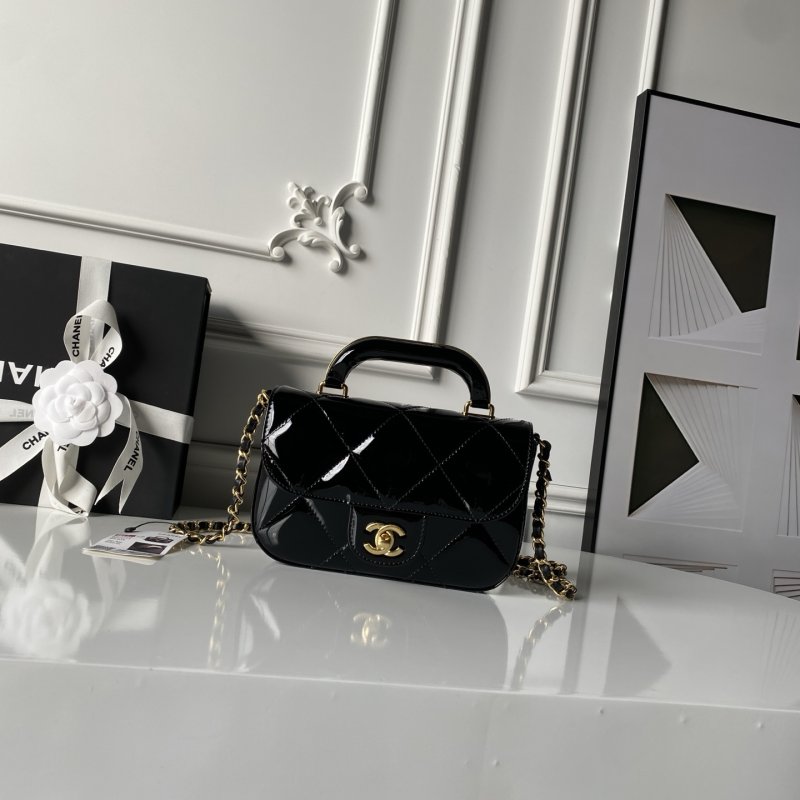 Сумка кожаная Chanel 25k Coco Handle 18 см