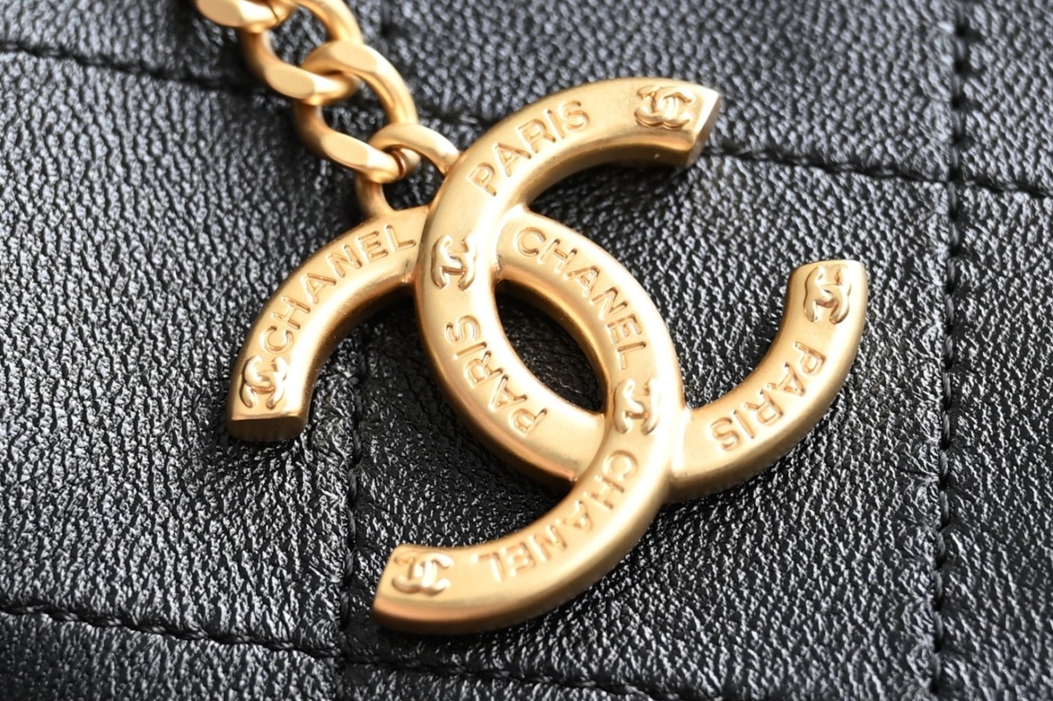 Сумка кожаная Chanel 25P 28 см фото 5