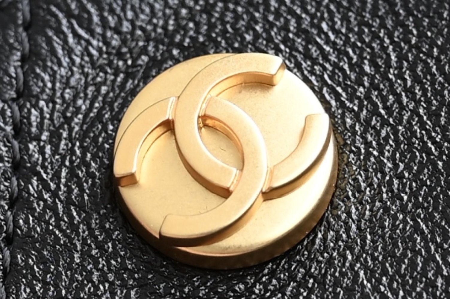 Сумка кожаная Chanel 25P 28 см фото 7