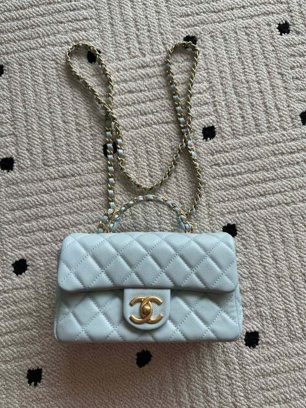 Сумка кожаная Chanel AS5701 20 см