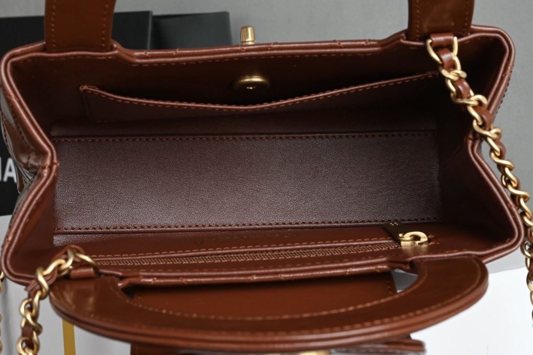 Сумка кожаная Chanel Kelly 24A 19 см фото 9