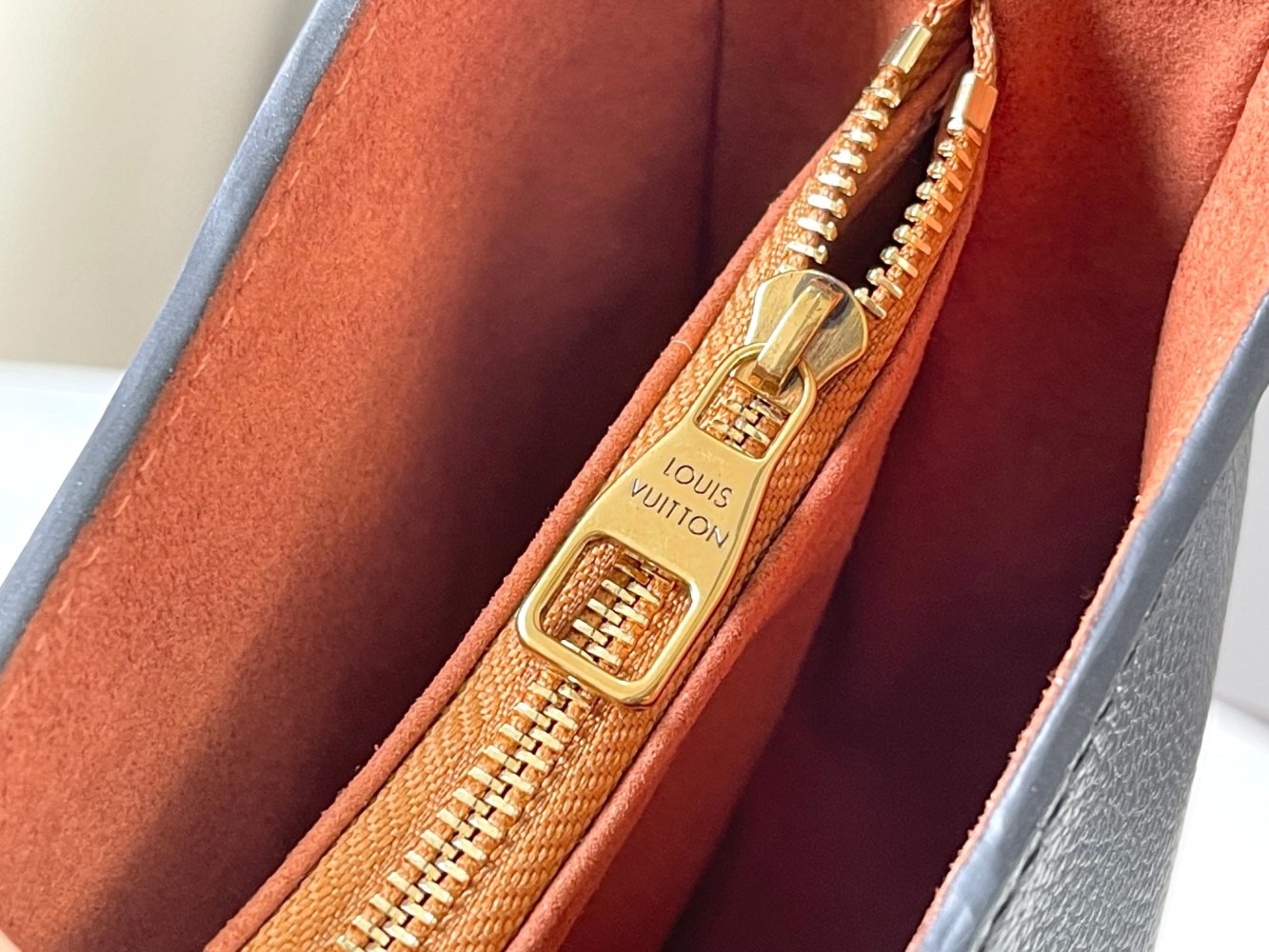 A bag leather across shoulder 26 cm фото 4