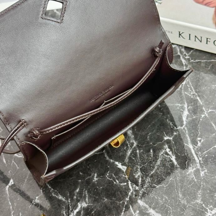 Сумка кожаная через плечо Andiamo 19 см фото 5