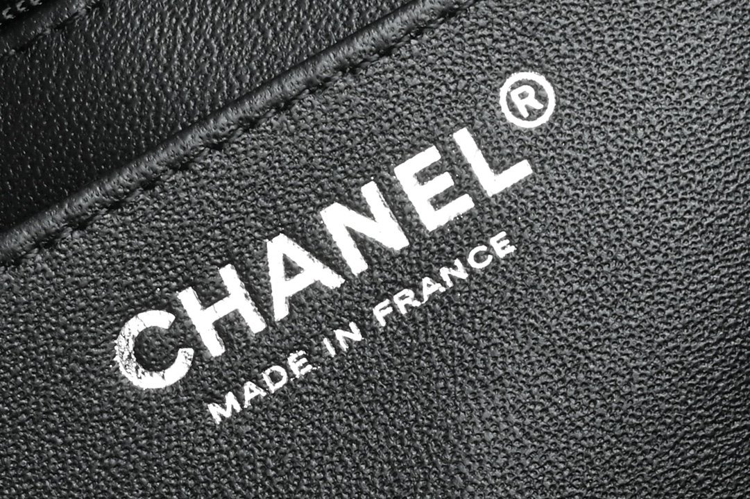 Сумка кожаная Classic Flap Mini 22 см фото 8