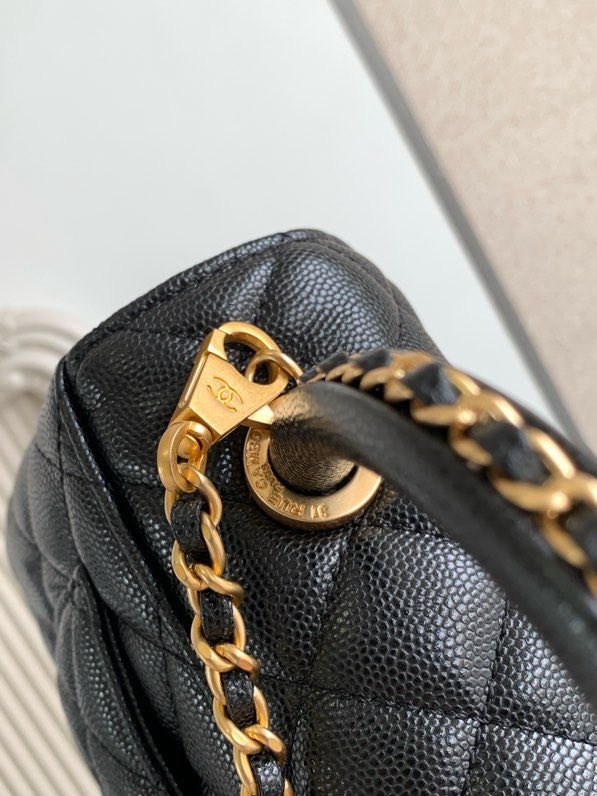 Сумка шкіряна Coco Handle 19 см фото 4