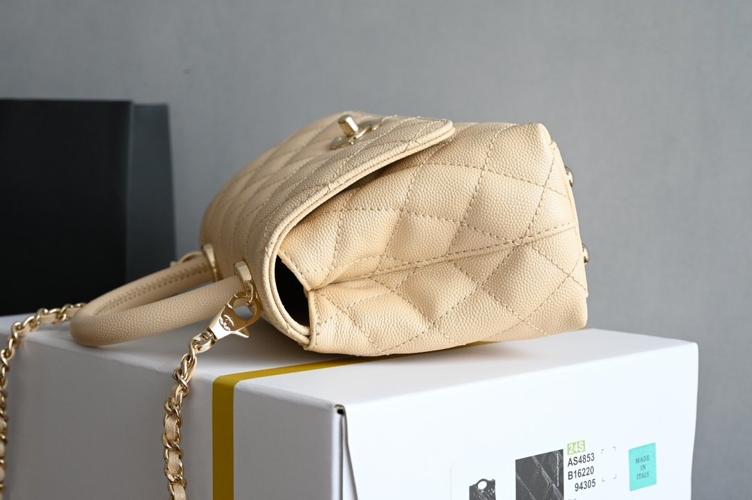 Сумка кожаная Coco Handle Chanel 24K фото 4