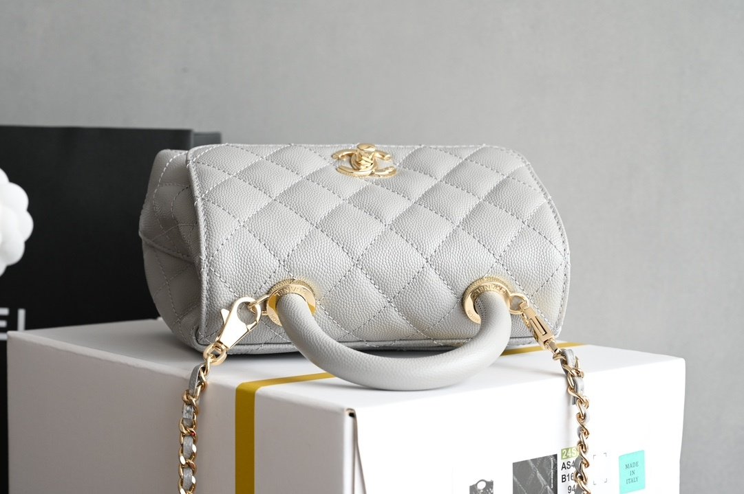 Сумка кожаная Coco Handle Chanel 24K фото 5