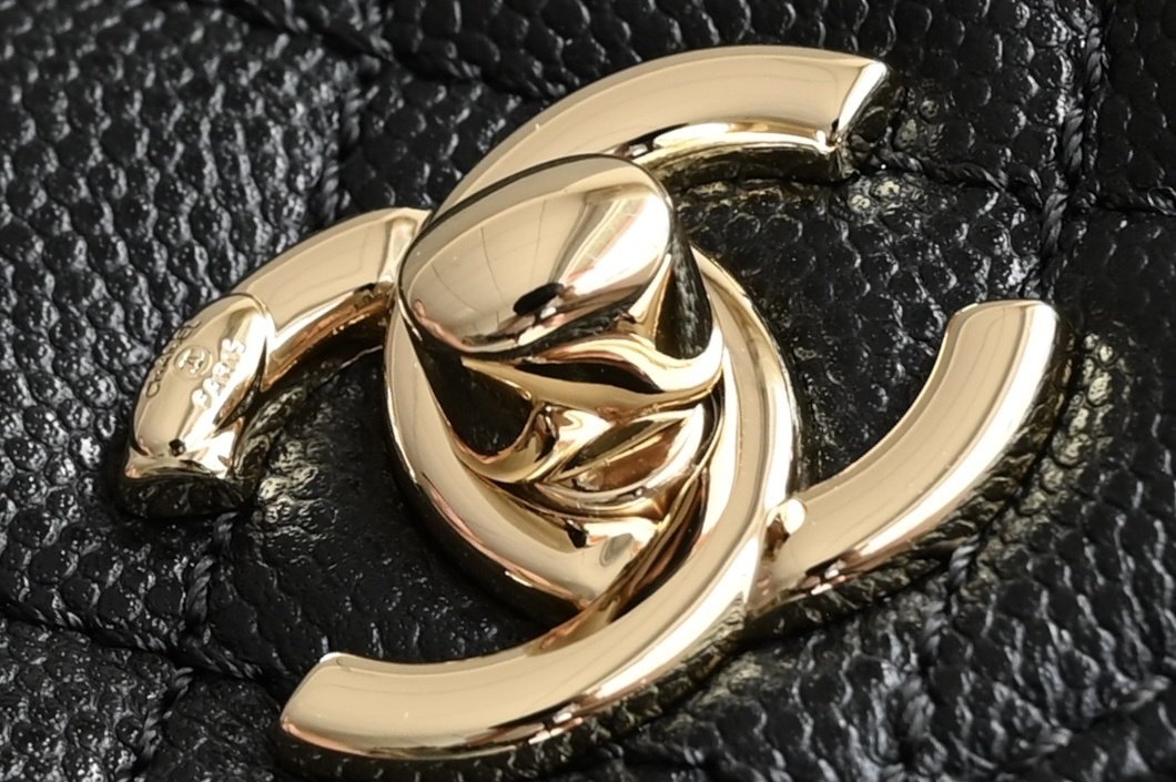 Сумка кожаная Coco Handle Chanel 24K фото 6