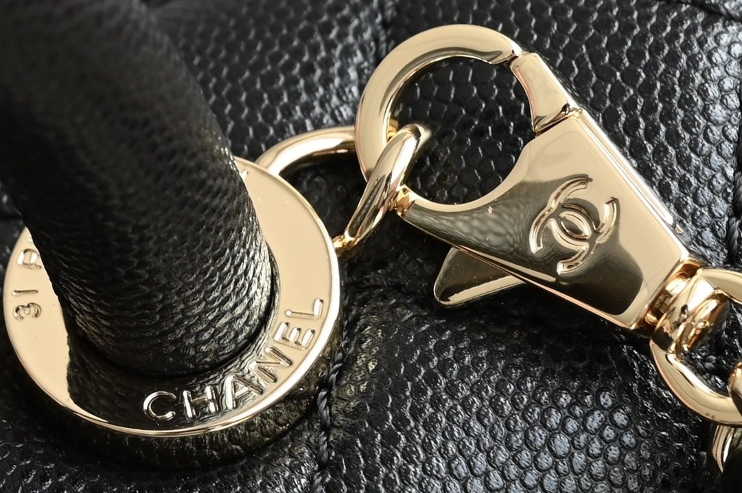 Сумка кожаная Coco Handle Chanel 24K фото 7