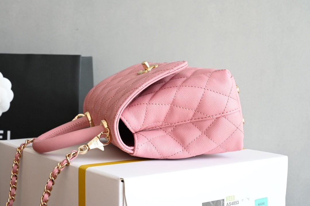 Сумка кожаная Coco Handle Mini Chanel 24K 19 см фото 4