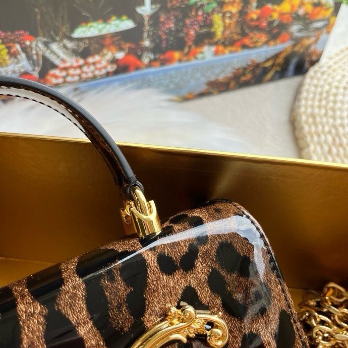 Сумка кожаная DG Girls 18 см фото 8