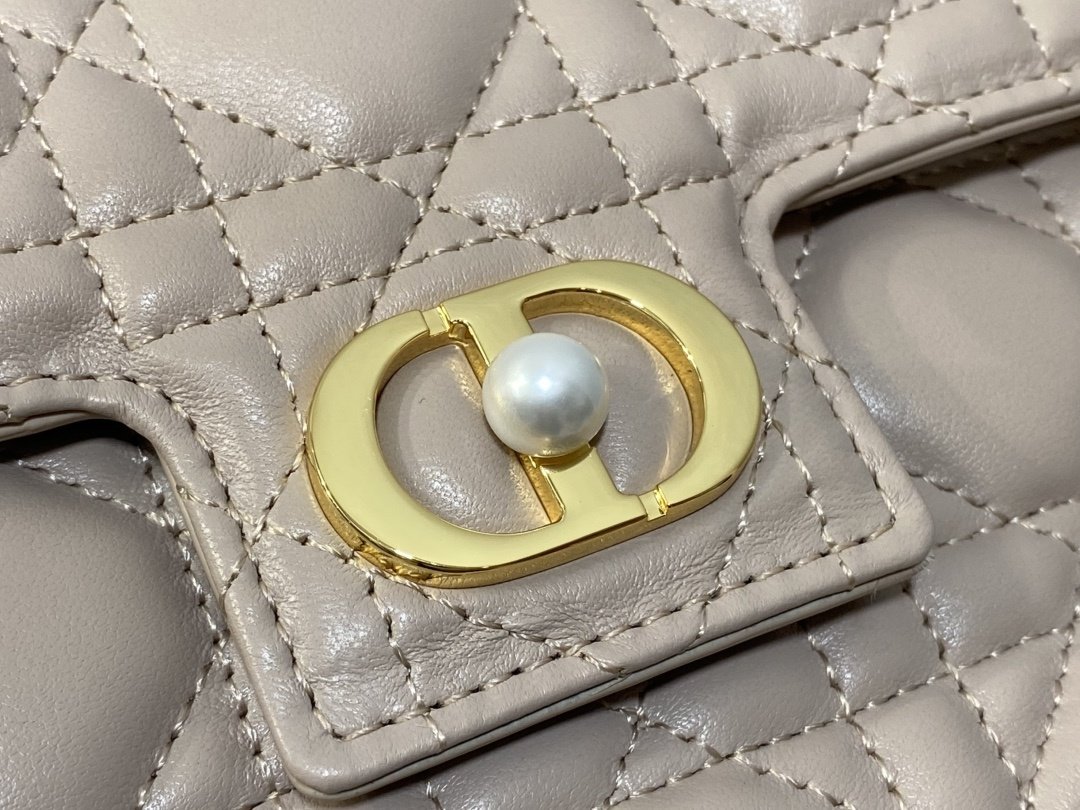 Сумка кожаная Dior Jolie 21 см фото 3