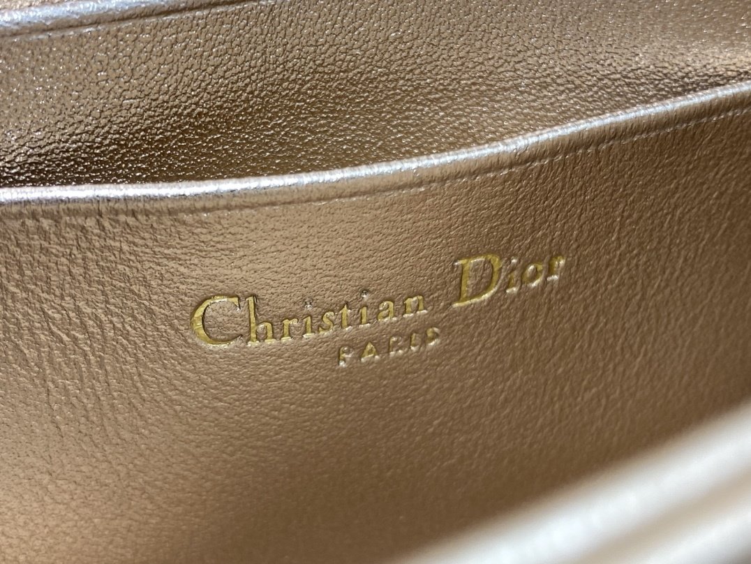 Сумка кожаная Dior Jolie 21 см фото 9