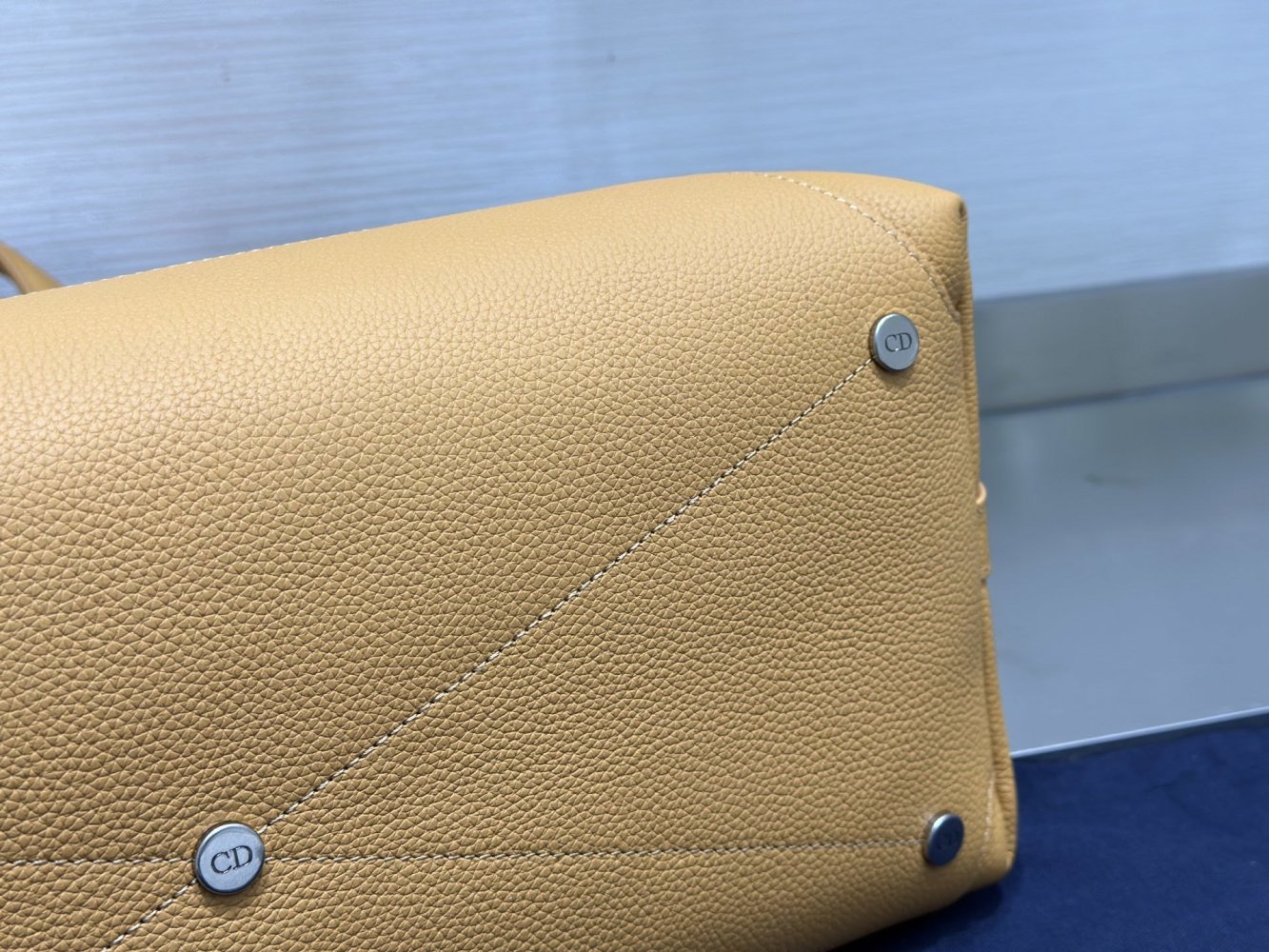 A bag leather Dior Normandie 42 cm фото 6