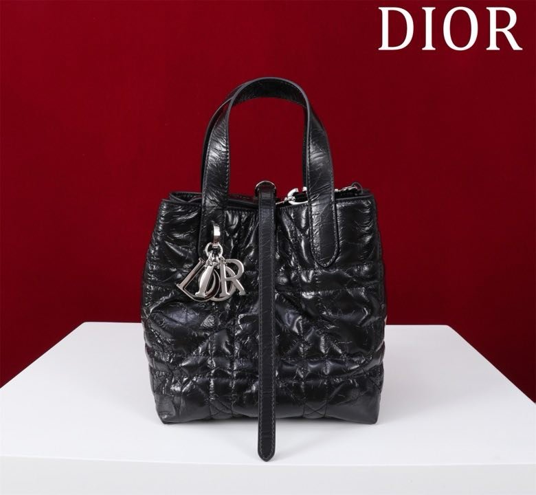 Сумка кожаная Dior Toujours 18 см фото 3