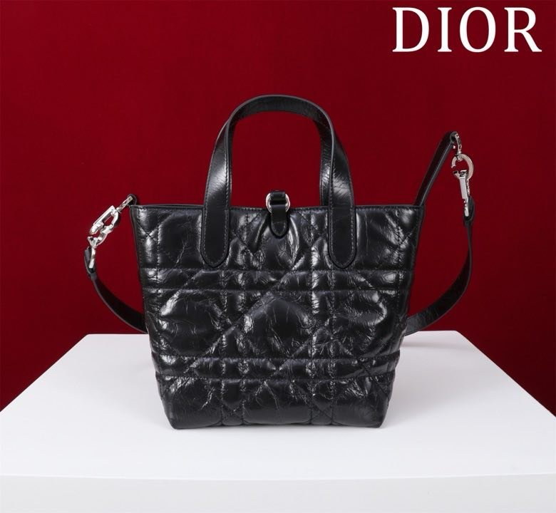 Сумка кожаная Dior Toujours 18 см фото 5