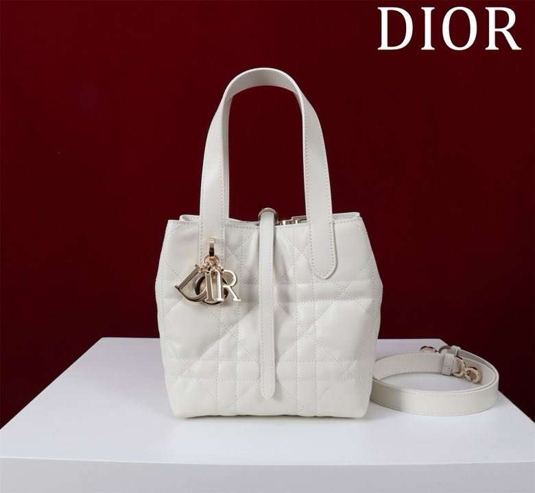 Сумка кожаная Dior Toujours 18 см фото 5