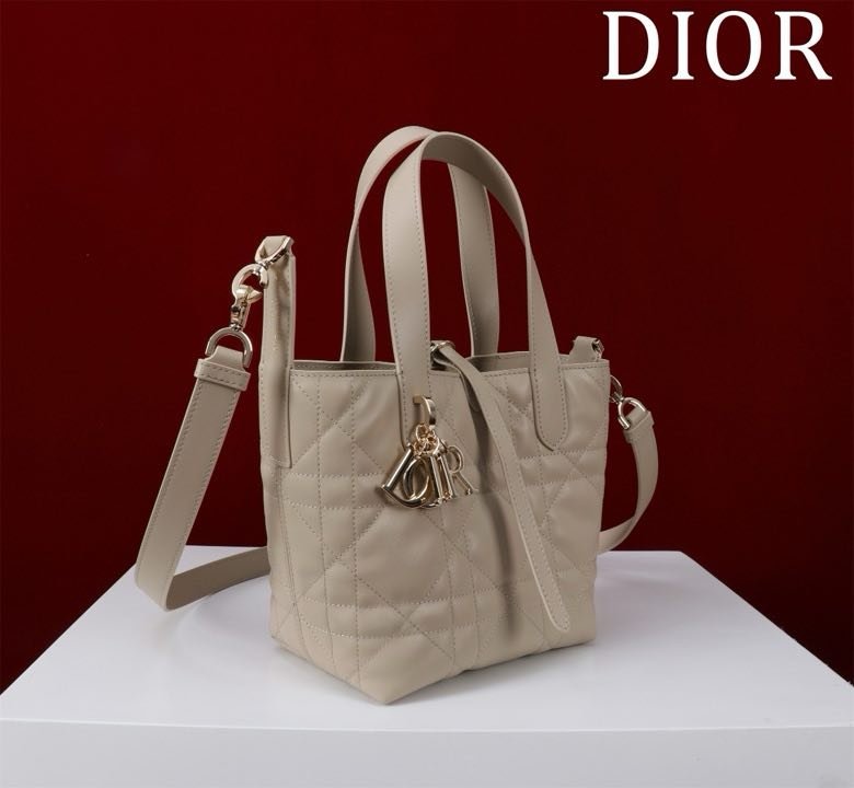 Сумка шкіряна Dior Toujours 18 см фото 5