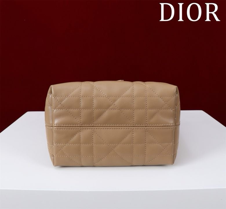 Сумка кожаная Dior Toujours 18 см фото 5